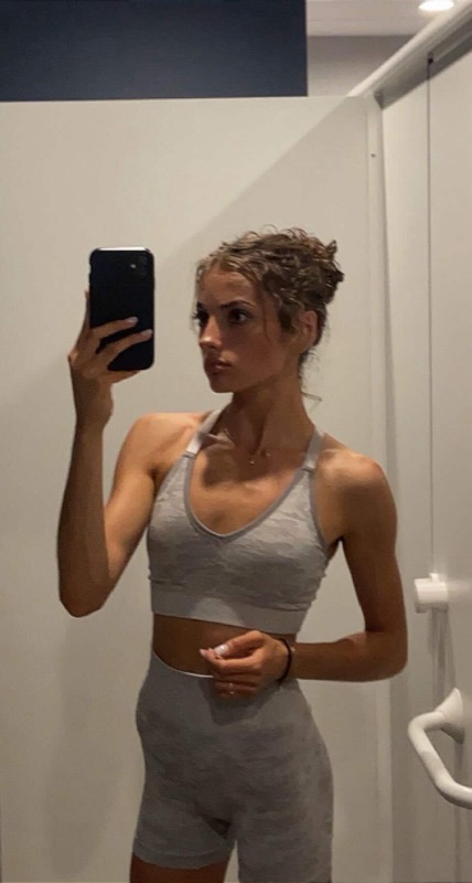 Apr&egrave;s &mdash; Leelou